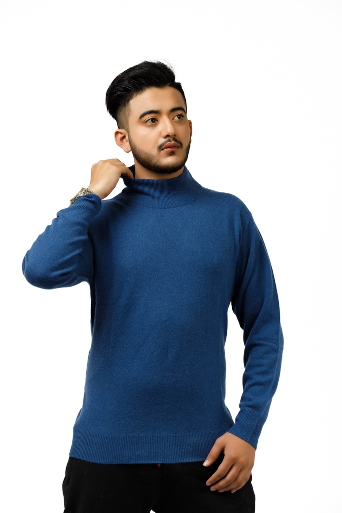 GENTS TURTLE NECK PLAIN (WHITE)